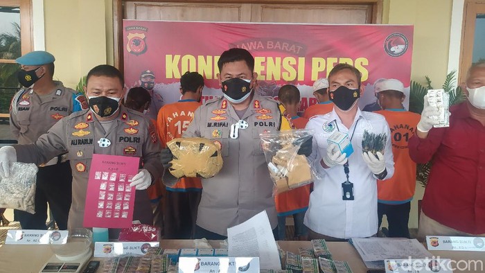 Polres Cianjur tangkap pengedar ganja