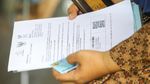 Semringah, Warga Jakarta Terima Bansos Tunai