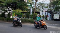 Detikcom sudah berusaha mengkonfirmasi kepada pengelola Kanaya Food Court, namun yang bersangkutan tidak berada di lokasi.