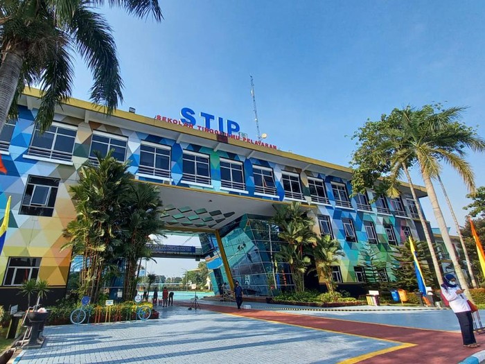 Sekolah Tinggi Ilmu Pelayaran (STIP) Jakarta