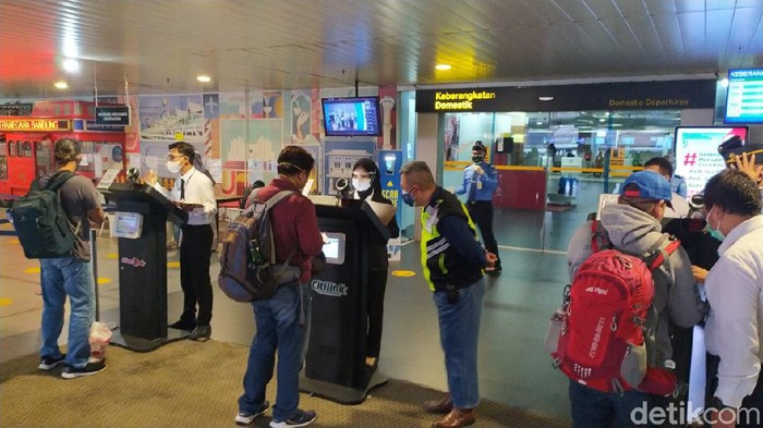 Syarat Perjalanan PPKM Level 4, Wajib Tahu!