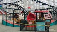 Wahana favorit Roller Coaster yang masih ditutup karena pandemi Covid19.