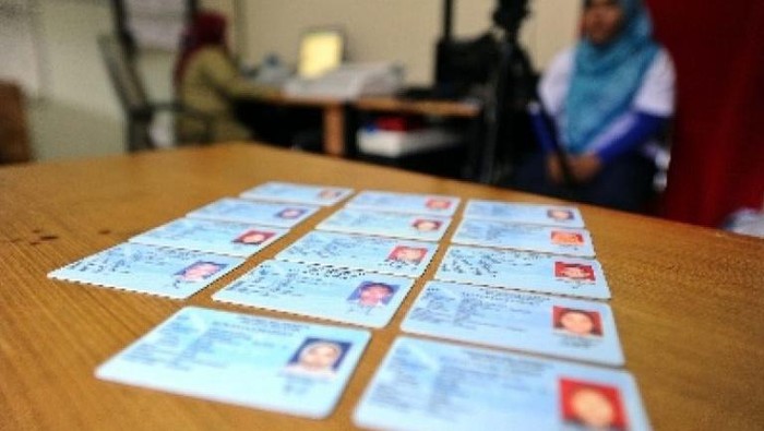 Urus Administrasi Kependudukan Tak Perlu Sertifikat Vaksin