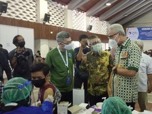 Kemenkop UKM Targetkan Vaksinasi 150 Ribu Pelaku UMKM di Jateng