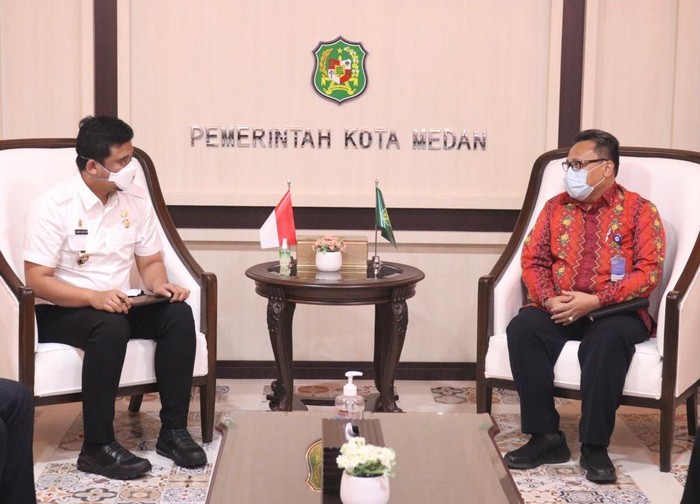 Walkot Medan Bobby Nasution meminta pendampingan BPKP untuk penyaluran bansos Corona. (dok Pemko Medan)