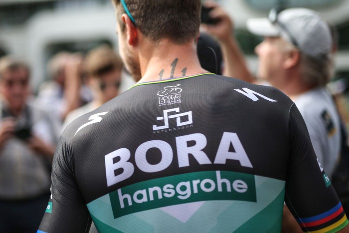 1170151281 HAMBURG, GERMANY - AUGUST 25: Athletes compete during the EuroEyes Cyclassics Elite race on August 25, 2019 in Hamburg, Germany. (Photo by Joern Pollex/Getty Images)