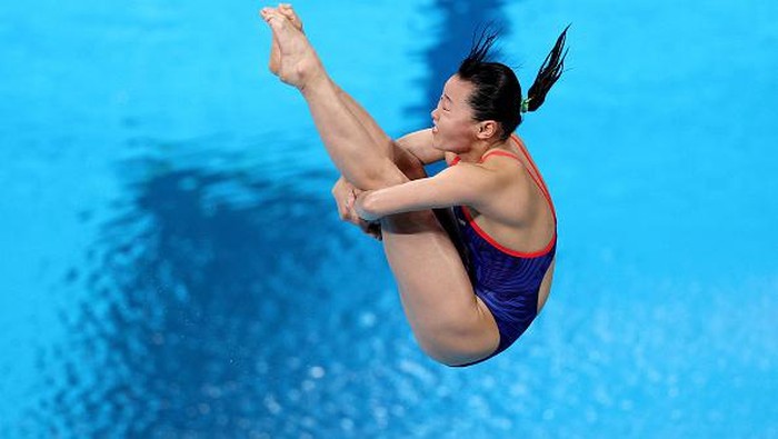 TOKYO, JAPAN - JULY 30: Luana Lira of Team Brazil competes during the Women's 3m Springboard Preliminary round on day seven of the Tokyo 2020 Olympic Games at Tokyo Aquatics Centre on July 30, 2021 in Tokyo, Japan. (Photo by Maddie Meyer/Getty Images)