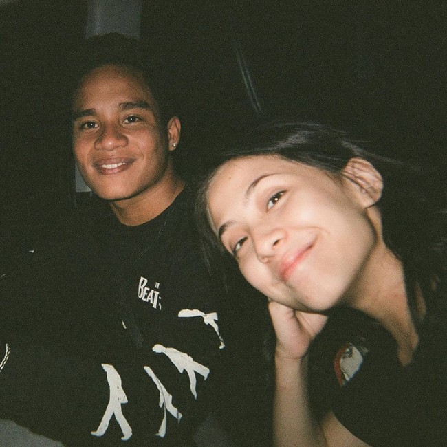 Kafka KeandreMantan personel JKT48 tersebut juga sempat menjalin hubungan dengan Kafka Keandre yang merupakan anak dari aktor Mathias Muchus dan produser film Mira Lesmana. Sebelumnya mereka sering unggah foto bersama tapi kini tidak bisa lagi ditemukan dan diprediksi sudah tidak pacaran. Foto: Instagram @kafkazaracouple