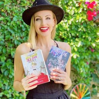 Aku akan pergi ke restoran tanpa melirik ke satu pelayan pun aku sadar aku akan menggoda, tambahnya. Foto: dok. Instagram