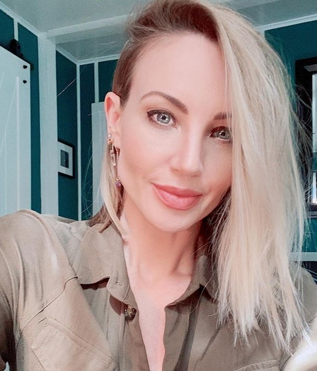 Dulu aku sering selingkuh. Aku akan berada di hubungan yang aku pikir itu cinta, aku Brianne. Tapi aku selalu bosan setelah setahun atau satu setengah tahun setelahnya, tambahnya.Foto: dok. Instagram