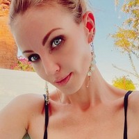 Tidak ada menggoda, mengirim pesan atau email pria. Aku tidak berteman lagi dengan pria, ucapnya dalam podcast Jessica Hall. Foto: dok. Instagram