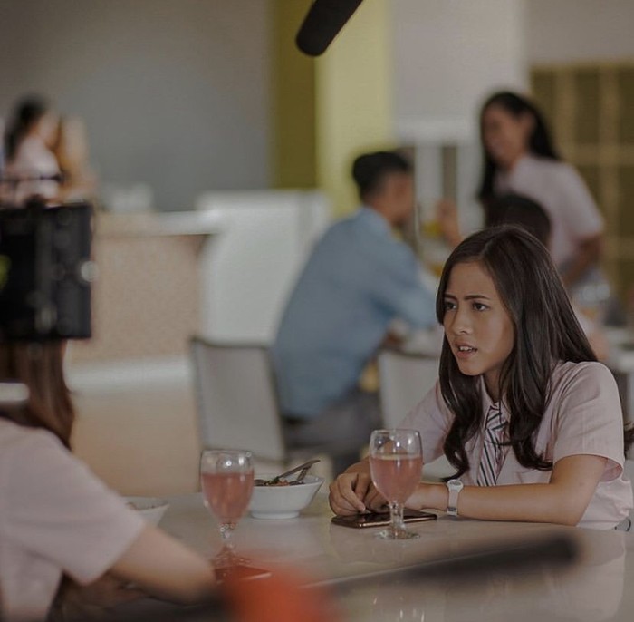 Doyan Banget Makanan Manis, Adhisty Zara Hobi Ngemil Cake