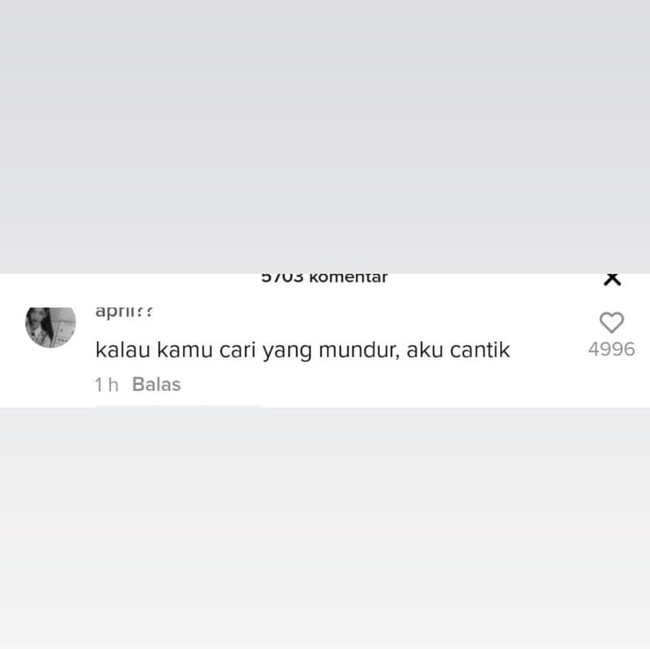 Duh, kalau ini mah kebalik kali. Masa kalau kamu cari yang mundur, aku cantik? Ada-ada aja memang ulah netizen. Foto: Instagram/@skrensyot