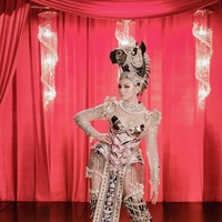 Sebagai perwakilan dari Indonesia di ajang Miss Supranational 2021, Jihane Chedid akan membawakan kostum nasional bertema kuda NTT. Kostum nasional itu merupakan hasil kolaborasi dari Levico Butik dan Eggie Jasmin Artisan Couture. Foto: Instagram/@officialputeriindonesia