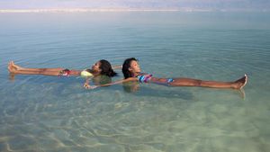 Fakta Menarik tentang Laut Mati, yang Bukan Laut