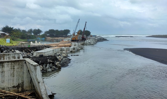 Megaproyek Penangkal Banjir Bandara Kulon Progo Mulai Terbentuk Megaproyek pengamanan Sungai Bogowonto terus dikebut. Proyek ini akan difungsikan sebagai penangkal banjir Bandara Kulon Progo.