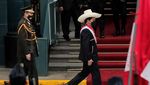 Potret Pelantikan Presiden Peru yang Ingin Mengakhiri Korupsi