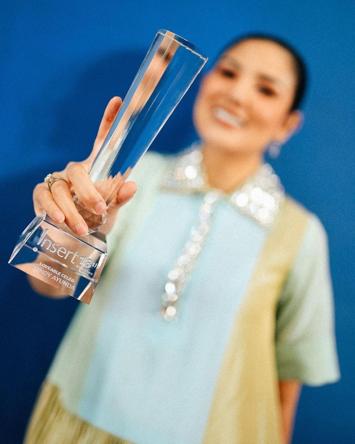Nindy Ayunda Nindy Ayunda