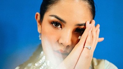 7 Potret Nindy Ayunda Si Loveable Celeb