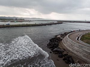 Pemkab Pangandaran: Pelaku Wisata yang Belum Vaksin Tidak Boleh Jualan!