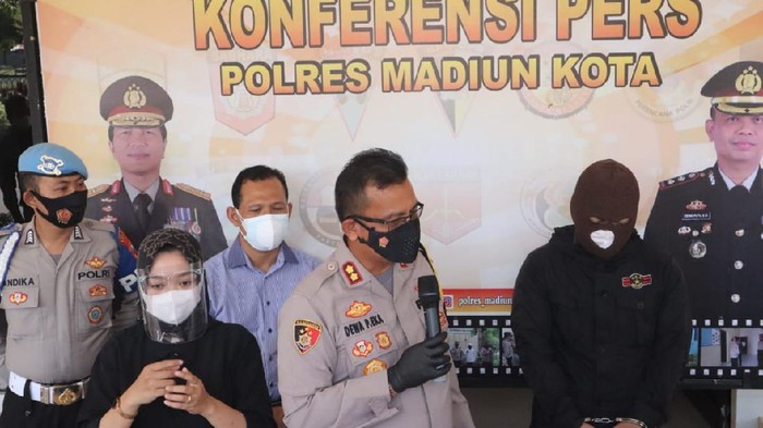 pemuda hina wartawan diamankan
