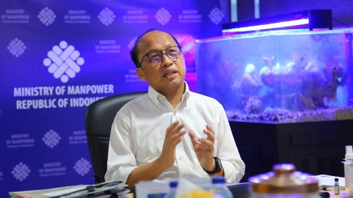 Sekjen Kemnaker Anwar Sanusi