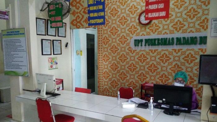 Suasana di Puskesmas Padang Bulan, Medan (Datuk-detikcom)