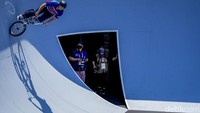 Atlet AS, Hannah Roberts memulai sesi latihan di Olimpiade Tokyo, (28/7).