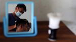 Tukang Cukur Galang Donasi untuk Bantu Warga Terpapar COVID-19