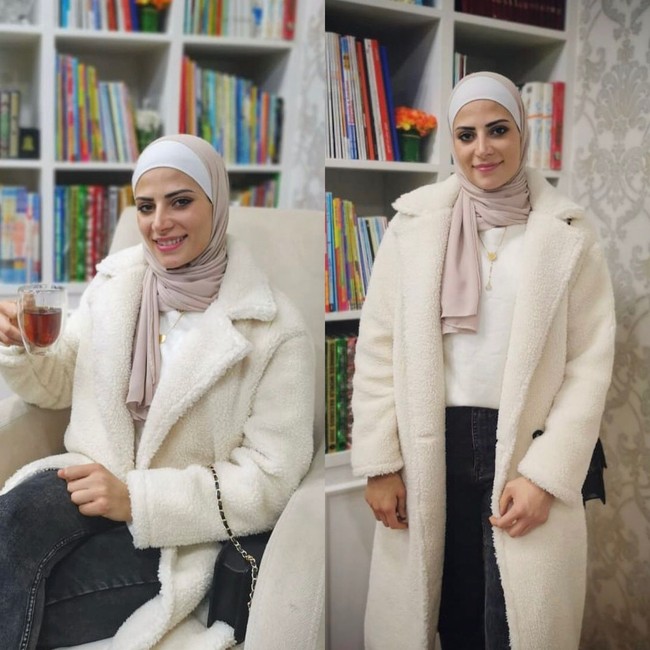 Dalam unggahan yang viral itu Julyana Al-Sadeq yang mengenakan hijab putih tengah bertanding di Olimpiade Tokyo 2020 melawan Milena Titoneli yang berasal dari Brasil. Mereka bertanding dalam kategori kelas welter 57-67 kg taekwondo wanita pada Senin (26/7/2021). Foto: Dok. Instagram @juliana_alsadeq.