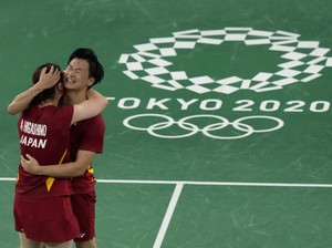 Sejarah! Jepang Raih Medali Bulutangkis Ganda Campuran Olimpiade