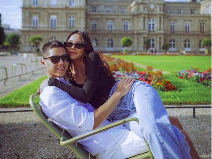 Al Ghazali Al Ghazali ke Prancis kunjungi Alyssa Daguise