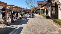 Terdapat wine tasting di lebih dari puluhan restoran