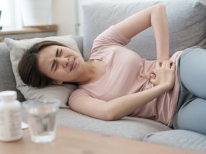 Awas! Ini Ciri-ciri Lambung Sudah Nggak Sanggup Makan Pedas