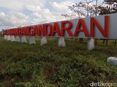 Asyiknya Mancing Mania di Pelabuhan Bojongsalawe Pangandaran