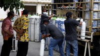 Kegiatan sosial isi ulang oksigen gratis tersebut digelar untuk membantu masyarakat dan rumah sakit yang membutuhkan di tengah kelangkaan dan tingginya kebutuhan oksigen saat pandemi COVID-19. 