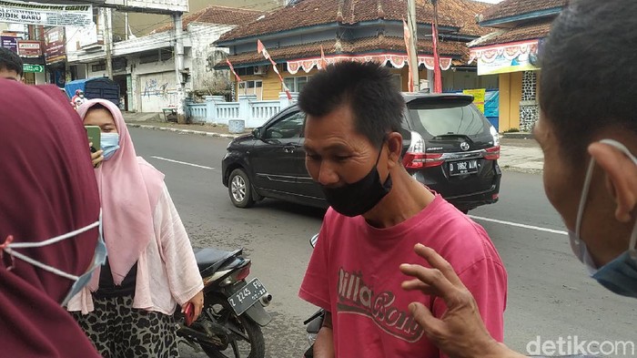 Pria Garut Bawa Rp 5.000 untuk Beli Nasi Padang