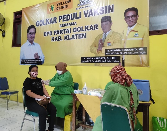 vaksinasi