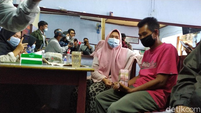 Viral Pria Garut Beli Nasi Pakai Duit Goceng Dapat Donasi Ratusan Juta 8766