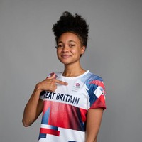 Untuk pertama kalinya, Inggris akan memiliki wakil atlet berkulit hitam pada cabor renang Olimpiade. Alice Dearing, nama sang atlet, dijadwalkan tampil di nomor marathon 10 km putri, Rabu mendatang. (Foto: Getty Images for British Olympic/Karl Bridgeman)