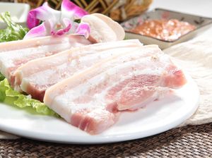 Muslim Boleh Makan Babi dalam Kondisi Tertentu dan Aksi Suami Protes Masakan Istri
