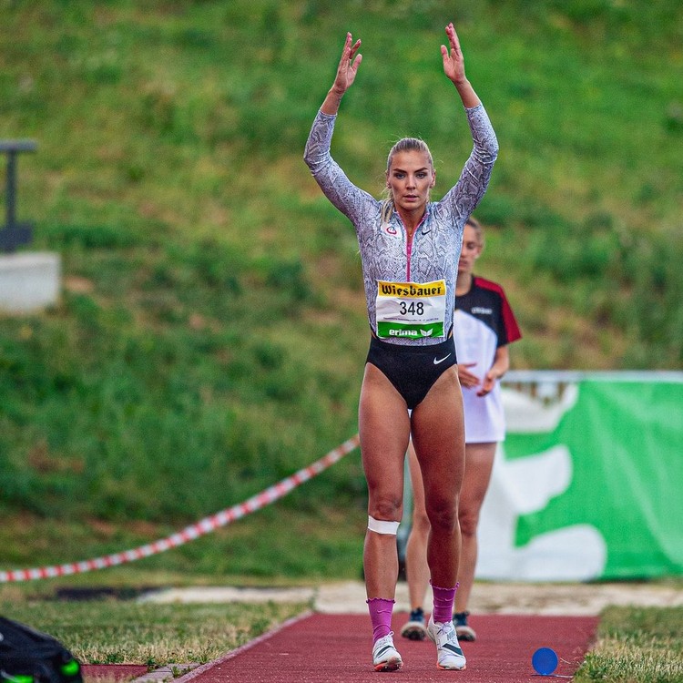 Ivona Dadic Ivona Dadic