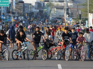 Kerumunan di Jembatan Suroboyo Saat PPKM Level 4, Camat Belum Dapat Laporan