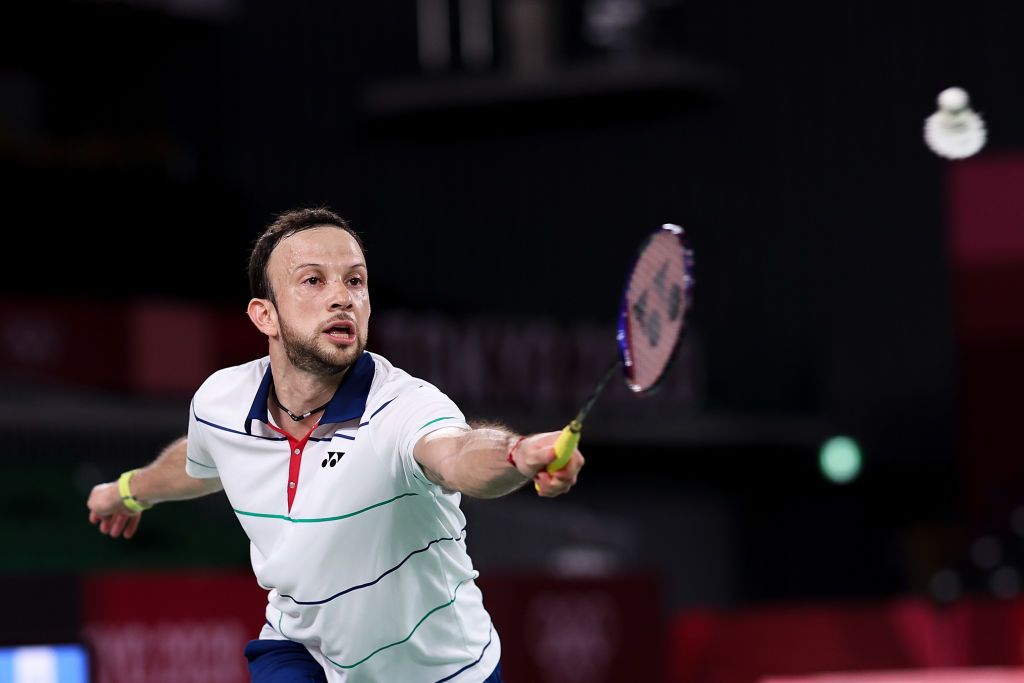 CHOFU, JAPAN - AUGUST 01: Kevin Cordon of Team Guatemala competes against Viktor Axelsen of Team Denmark during a Men's Singles Semi-final match on day nine of the Tokyo 2020 Olympic Games at Musashino Forest Sport Plaza on August 01, 2021 in Chofu, Tokyo, Japan. (Photo by Lintao Zhang/Getty Images)
