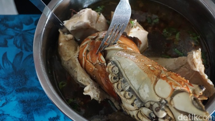 Kisah Mantan Badut 'King Diamond' yang Sukses Jualan Bakso Klenger Kisah Mantan Badut 'King Diamond' yang Sukses Jualan Bakso Klenger