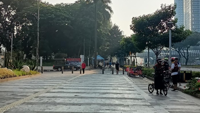 Kondisi Jalan Jenderal Sudirman pagi ini