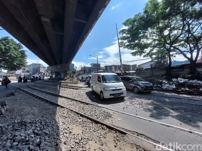 Perlintasan Kereta Cimindi Perlintasan Kereta Cimindi