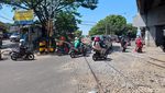 Potret Perlintasan Kereta Cimindi, Tempat Anthony Ginting Berlatih