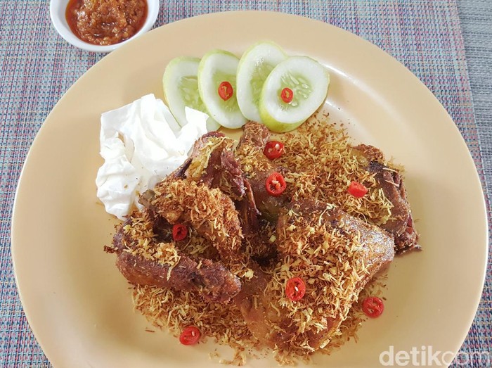 Resep Ayam Serundeng Kelapa