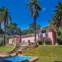 Ibrahim yang merupakan kakak tiri Osama Bin Laden adalah pemilik rumah mansion di kawasan elit tersebut. Foto: Dok. Realtor